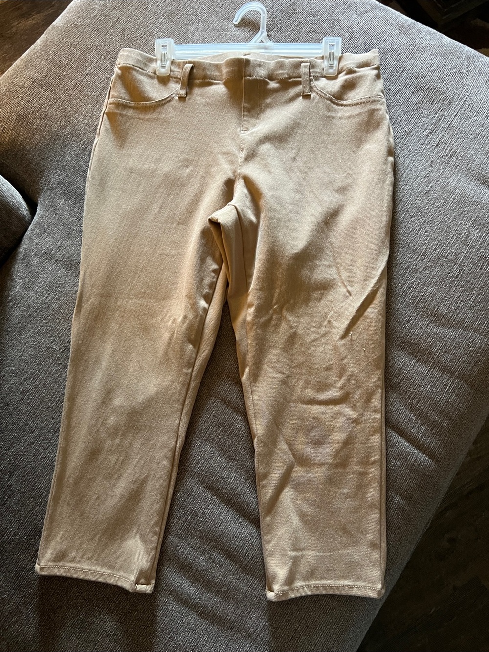 Faded Glory Beige Cropped Pants